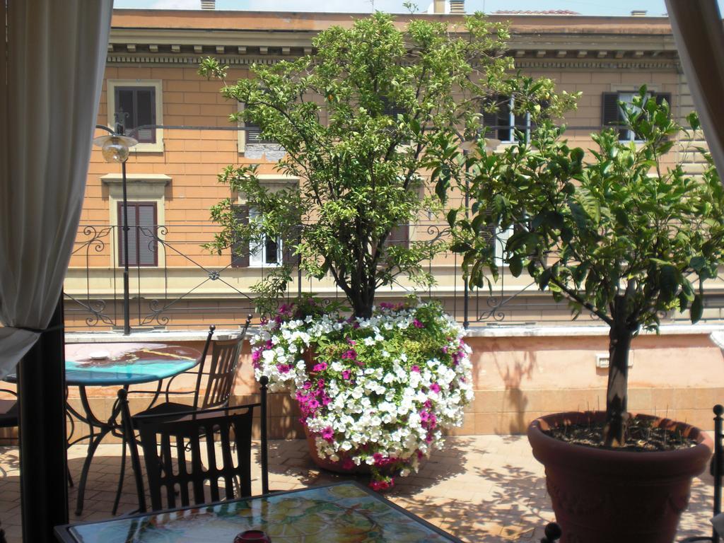 Hotel Dei Consoli Vaticano Rome Exterior photo